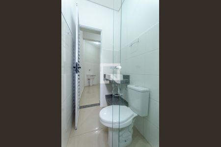 Casa de condomínio para alugar com 30m², 1 quarto e sem vaga Casa de condomínio para alugar com 30m², 1 quarto e sem vagaBanheiro