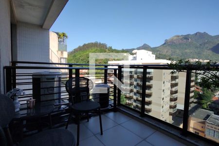 Apartamento à venda com 168m², 3 quartos e 2 vagasVaranda