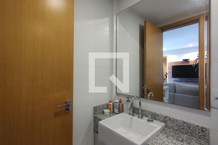 Apartamento à venda com 168m², 3 quartos e 2 vagasCobertura - Banheiro