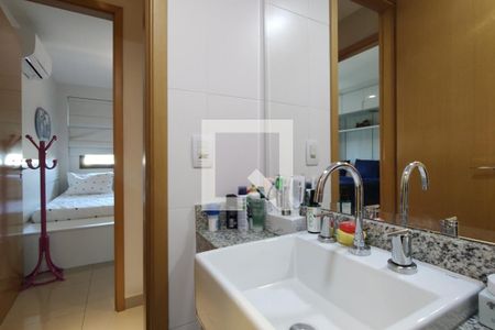 Apartamento à venda com 168m², 3 quartos e 2 vagasBanheiro Social