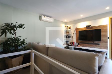 Apartamento à venda com 168m², 3 quartos e 2 vagasCobertura - Sala