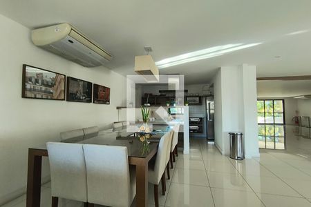 Apartamento à venda com 168m², 3 quartos e 2 vagasÁrea comum - Salão de festas