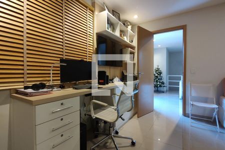 Apartamento à venda com 168m², 3 quartos e 2 vagasQuarto 3 - Suíte