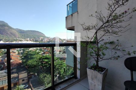 Apartamento à venda com 168m², 3 quartos e 2 vagasVaranda