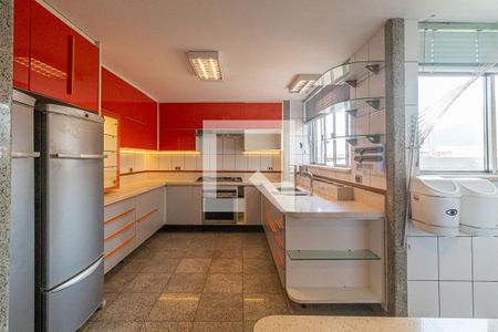 Apartamento à venda com 425m², 4 quartos e 1 vaga