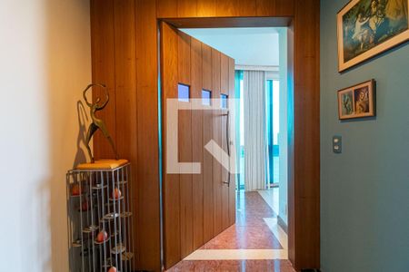 Apartamento à venda com 425m², 4 quartos e 1 vaga