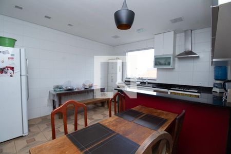 Apartamento à venda com 150m², 5 quartos e sem vaga Apartamento à venda com 150m², 5 quartos e sem vagaCozinha