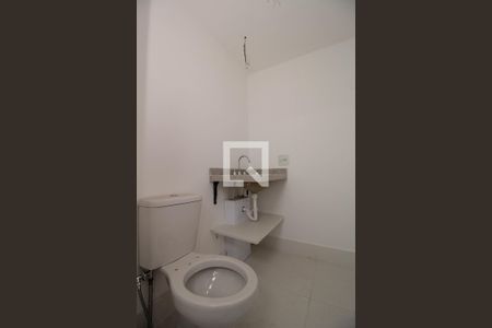 Apartamento à venda com 64m², 2 quartos e 1 vaga Apartamento à venda com 64m², 2 quartos e 1 vagaBanheiro da Suíte