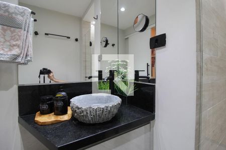 Apartamento para alugar com 80m², 3 quartos e 2 vagasBanheiro