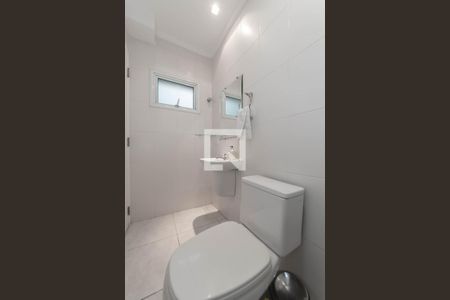 Casa à venda com 300m², 5 quartos e 4 vagasÁrea de Serviço - Banheiro