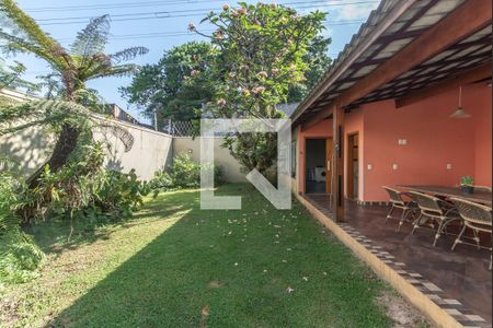 Casa à venda com 300m², 5 quartos e 4 vagasQuintal