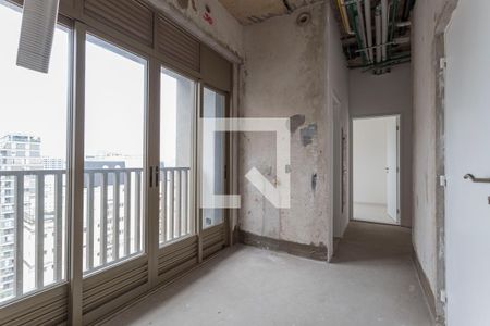 Apartamento à venda com 359m², 4 quartos e 4 vagasÁrea de Serviço