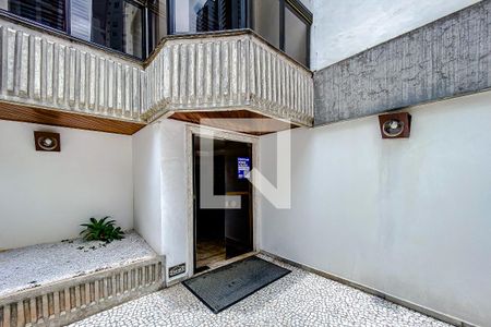 Apartamento à venda com 227m², 3 quartos e 3 vagasPlaquinha