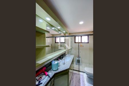 Apartamento à venda com 227m², 3 quartos e 3 vagasBanheiro