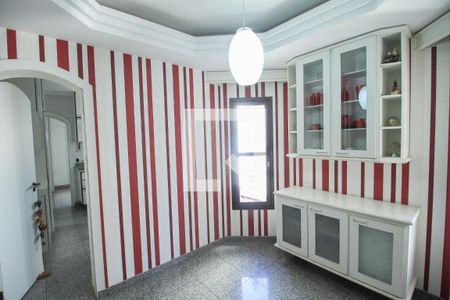 Apartamento à venda com 226m², 4 quartos e 3 vagas Apartamento à venda com 226m², 4 quartos e 3 vagasCozinha