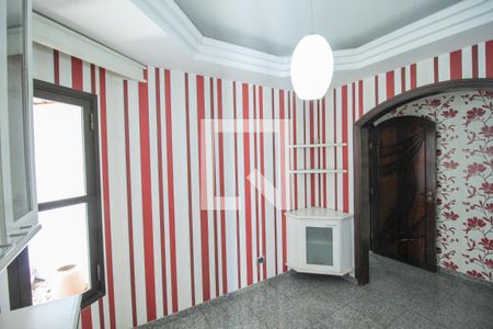 Apartamento à venda com 226m², 4 quartos e 3 vagas Apartamento à venda com 226m², 4 quartos e 3 vagasCozinha