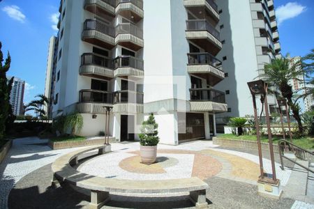 Apartamento à venda com 226m², 4 quartos e 3 vagas Apartamento à venda com 226m², 4 quartos e 3 vagasÁrea comum