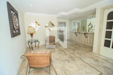 Apartamento à venda com 226m², 4 quartos e 3 vagas Apartamento à venda com 226m², 4 quartos e 3 vagasÁrea comum