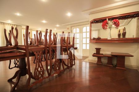 Apartamento à venda com 226m², 4 quartos e 3 vagas Apartamento à venda com 226m², 4 quartos e 3 vagasÁrea comum