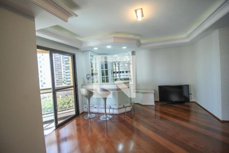 Apartamento à venda com 226m², 4 quartos e 3 vagas Apartamento à venda com 226m², 4 quartos e 3 vagasSala