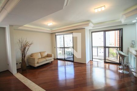 Apartamento à venda com 226m², 4 quartos e 3 vagas Apartamento à venda com 226m², 4 quartos e 3 vagasSala