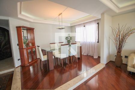 Apartamento à venda com 226m², 4 quartos e 3 vagas Apartamento à venda com 226m², 4 quartos e 3 vagasSala de Jantar
