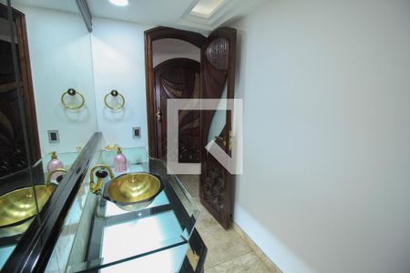 Apartamento à venda com 226m², 4 quartos e 3 vagas Apartamento à venda com 226m², 4 quartos e 3 vagasLavabo