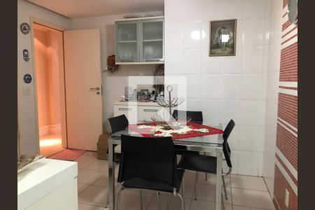 Apartamento à venda com 4 quartos, 165m² em Icaraí, Niterói