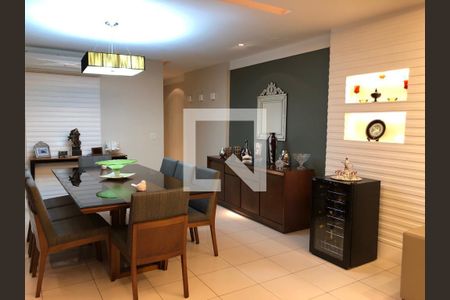 Apartamento à venda com 4 quartos, 165m² em Icaraí, Niterói