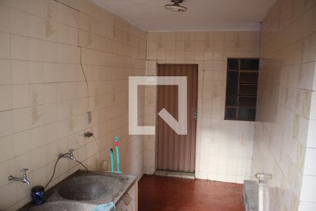 Casa à venda com 386m², 6 quartos e 4 vagasCasa 1 Area de Serviço