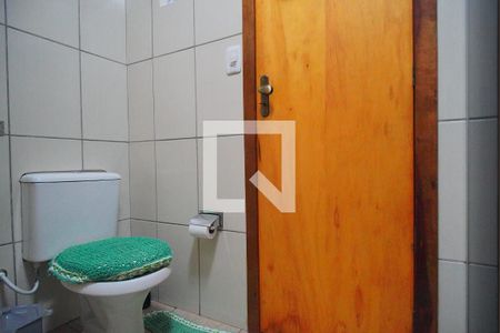 Casa à venda com 109m², 2 quartos e 2 vagasBanheiro