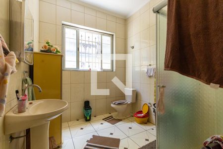 Casa à venda com 317m², 5 quartos e 4 vagasBanheiro 1