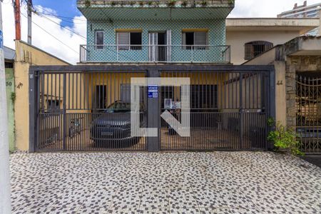 Casa à venda com 317m², 5 quartos e 4 vagasFachada + Plaquinha 
