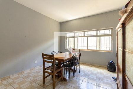 Casa à venda com 317m², 5 quartos e 4 vagasSala de Jantar