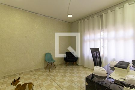 Casa à venda com 317m², 5 quartos e 4 vagasQuarto 5