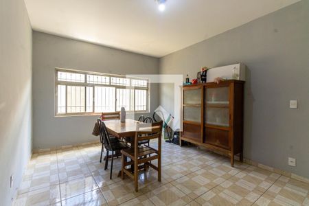 Casa à venda com 317m², 5 quartos e 4 vagasSala de Jantar