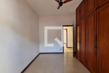 Casa para alugar com 361m², 4 quartos e 7 vagas Casa para alugar com 361m², 4 quartos e 7 vagasQuarto 3