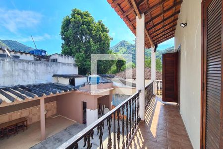 Casa para alugar com 361m², 4 quartos e 7 vagas Casa para alugar com 361m², 4 quartos e 7 vagasVaranda Quarto 4