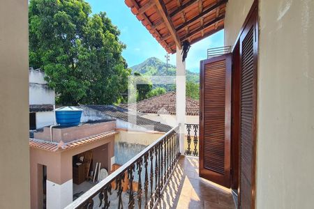 Casa para alugar com 361m², 4 quartos e 7 vagas Casa para alugar com 361m², 4 quartos e 7 vagasVarnada Quarto 3