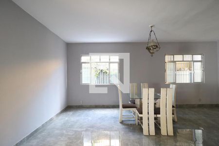 Sala de casa para alugar com 4 quartos, 361m² em Piedade, Rio de Janeiro