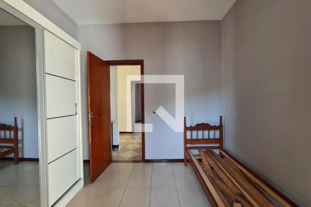 Casa para alugar com 361m², 4 quartos e 7 vagas Casa para alugar com 361m², 4 quartos e 7 vagasQuarto 4