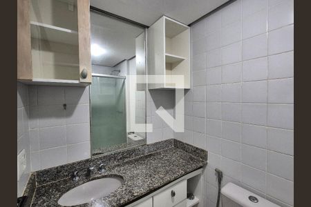 Apartamento para alugar com 65m², 2 quartos e 1 vagaBanheiro