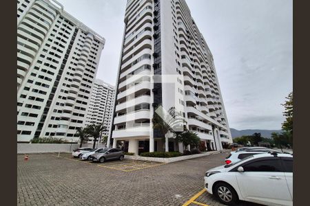 Apartamento para alugar com 65m², 2 quartos e 1 vagaFachada do Prédio