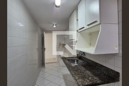 Apartamento para alugar com 65m², 2 quartos e 1 vagaCozinha