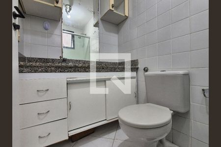 Apartamento para alugar com 65m², 2 quartos e 1 vagaBanheiro da Suíte