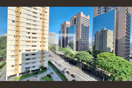 Vista da Sala de apartamento para alugar com 3 quartos, 87m² em Água Branca, São Paulo