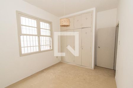 Casa para alugar com 300m², 5 quartos e 3 vagas Casa para alugar com 300m², 5 quartos e 3 vagasQuarto 4