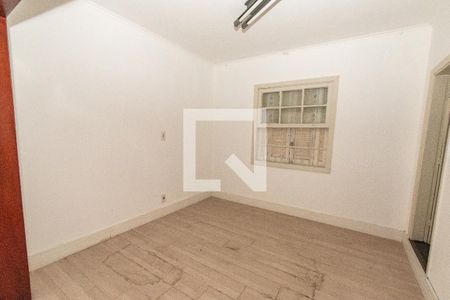 Casa para alugar com 300m², 5 quartos e 3 vagas Casa para alugar com 300m², 5 quartos e 3 vagasSuíte