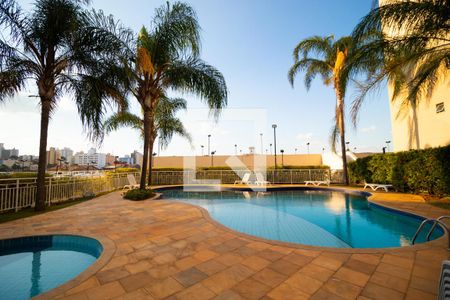 Apartamento para alugar com 70m², 3 quartos e 2 vagasÁrea comum - Piscina