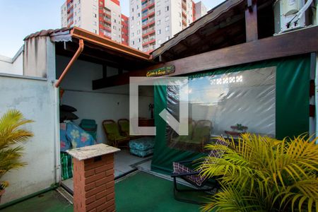 Casa à venda com 133m², 3 quartos e 2 vagasQuintal